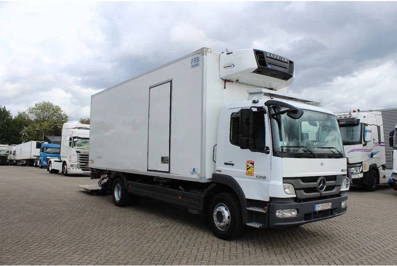Mercedes-Benz Atego 1318 * MANUAL * CARRIER SUPRA 550 - Φορτηγό ψυγείο: φωτογραφία 4 Mercedes-Benz Atego 1318 * MANUAL * CARRIER SUPRA 550 - Φορτηγό ψυγείο: φωτογραφία 4