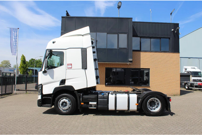 Renault T460 * RETARDER * 2 TANK * 4x2 * - Τράκτορας: φωτογραφία 2 Renault T460 * RETARDER * 2 TANK * 4x2 * - Τράκτορας: φωτογραφία 2
