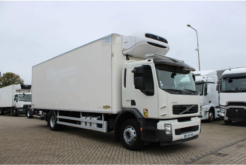 Volvo FE 240 * EURO5 * THERMO KING T-1200R * 4X2 * - Φορτηγό ψυγείο: φωτογραφία 4 Volvo FE 240 * EURO5 * THERMO KING T-1200R * 4X2 * - Φορτηγό ψυγείο: φωτογραφία 4