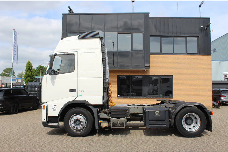 Volvo FH 12.420 * MANUAL * 4X2 * - Τράκτορας: φωτογραφία 2 Volvo FH 12.420 * MANUAL * 4X2 * - Τράκτορας: φωτογραφία 2