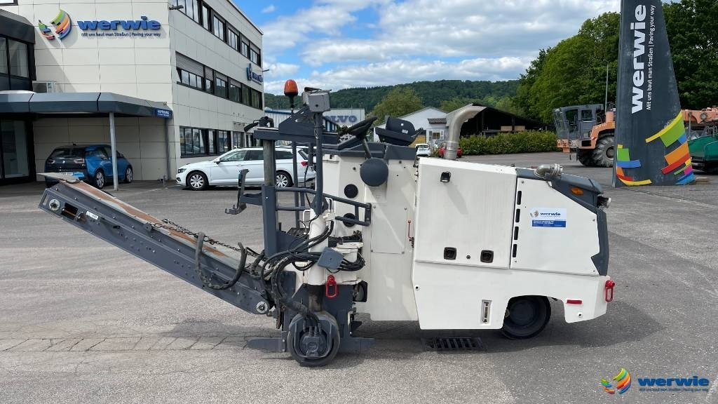 Wirtgen W 35 RI - Φρέζα ασφάλτου: φωτογραφία 1 Wirtgen W 35 RI - Φρέζα ασφάλτου: φωτογραφία 1