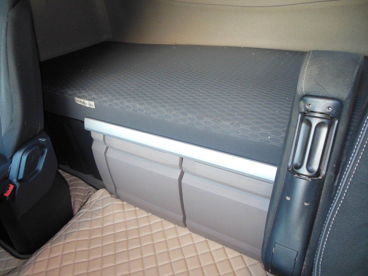 Τράκτορας DAF XG 480, KIPPHYDRAULIK, STANDKLIMA, WIE NEUE!!!: φωτογραφία 13