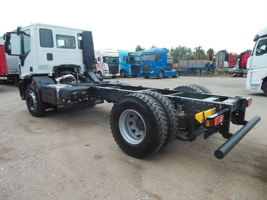 Iveco EUROCARGO ML 180E28/P, PTO - Φορτηγό σασί: φωτογραφία 4 Iveco EUROCARGO ML 180E28/P, PTO - Φορτηγό σασί: φωτογραφία 4