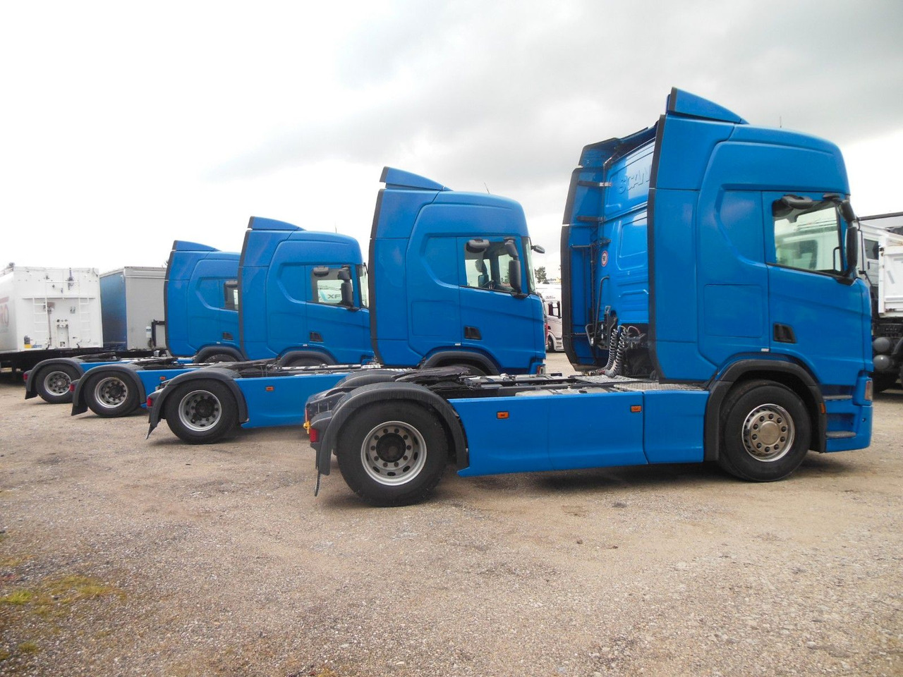 Scania R450, 4 STÜCKS, RETARDER, VOLL LUFT! - Τράκτορας: φωτογραφία 4 Scania R450, 4 STÜCKS, RETARDER, VOLL LUFT! - Τράκτορας: φωτογραφία 4