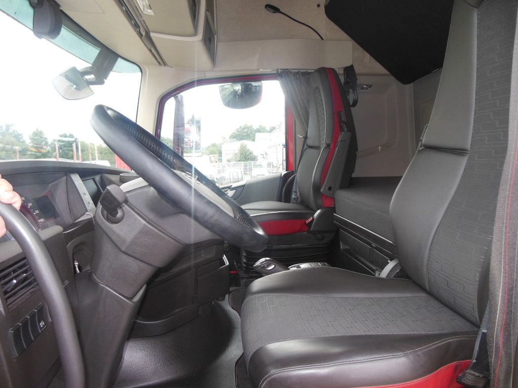 Τράκτορας Volvo FH 13/500, LOWDECK, GLOBE XL, I PARK COOL, TOP!! Volvo FH 13/500, LOWDECK, GLOBE XL, I PARK COOL, TOP!!: φωτογραφία 13