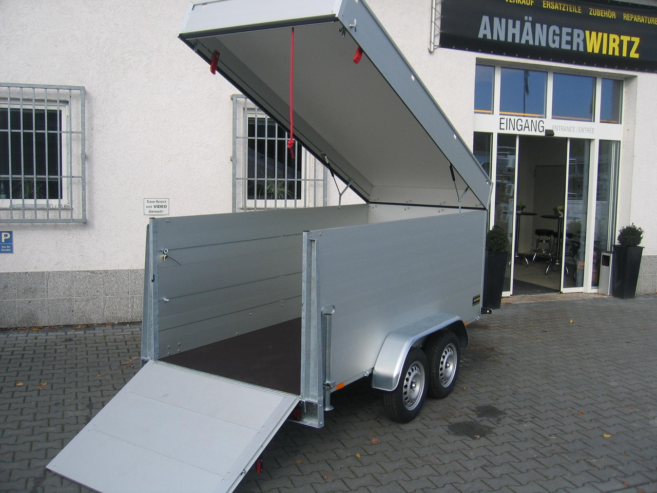ALUBOXX Deckelanhänger GTT 1500 VT2 301x126x118cm Heckrampe (M) 1500kg order Aktion - Ρυμούλκα κόφα: φωτογραφία 4 ALUBOXX Deckelanhänger GTT 1500 VT2 301x126x118cm Heckrampe (M) 1500kg order Aktion - Ρυμούλκα κόφα: φωτογραφία 4