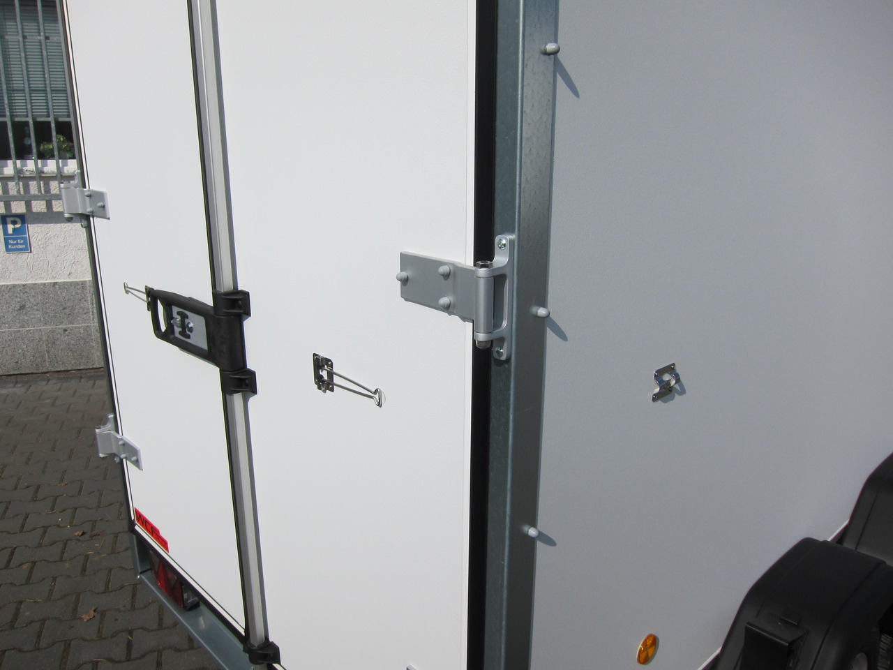 Böckmann Koffer KT 3015/20 H weiß 301x150x202 (M) 2000kg - Ρυμούλκα κόφα: φωτογραφία 5 Böckmann Koffer KT 3015/20 H weiß 301x150x202 (M) 2000kg - Ρυμούλκα κόφα: φωτογραφία 5