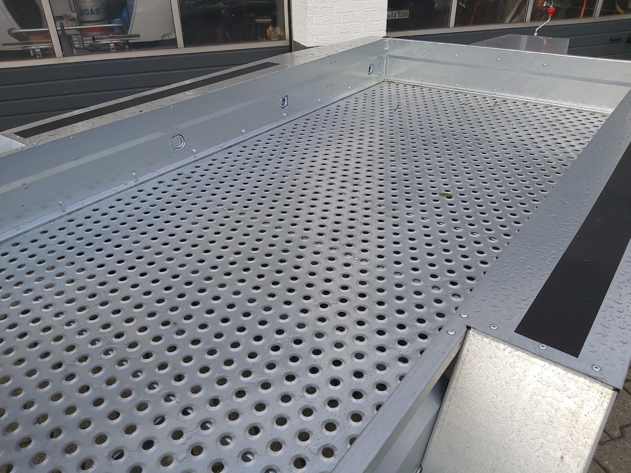 Brenderup Maschinentransporter MT 3080 STF 308x152x25cm Stahllochboden 3000kg - Τρέιλερ μεταφοράς μηχανημάτων: φωτογραφία 2 Brenderup Maschinentransporter MT 3080 STF 308x152x25cm Stahllochboden 3000kg - Τρέιλερ μεταφοράς μηχανημάτων: φωτογραφία 2