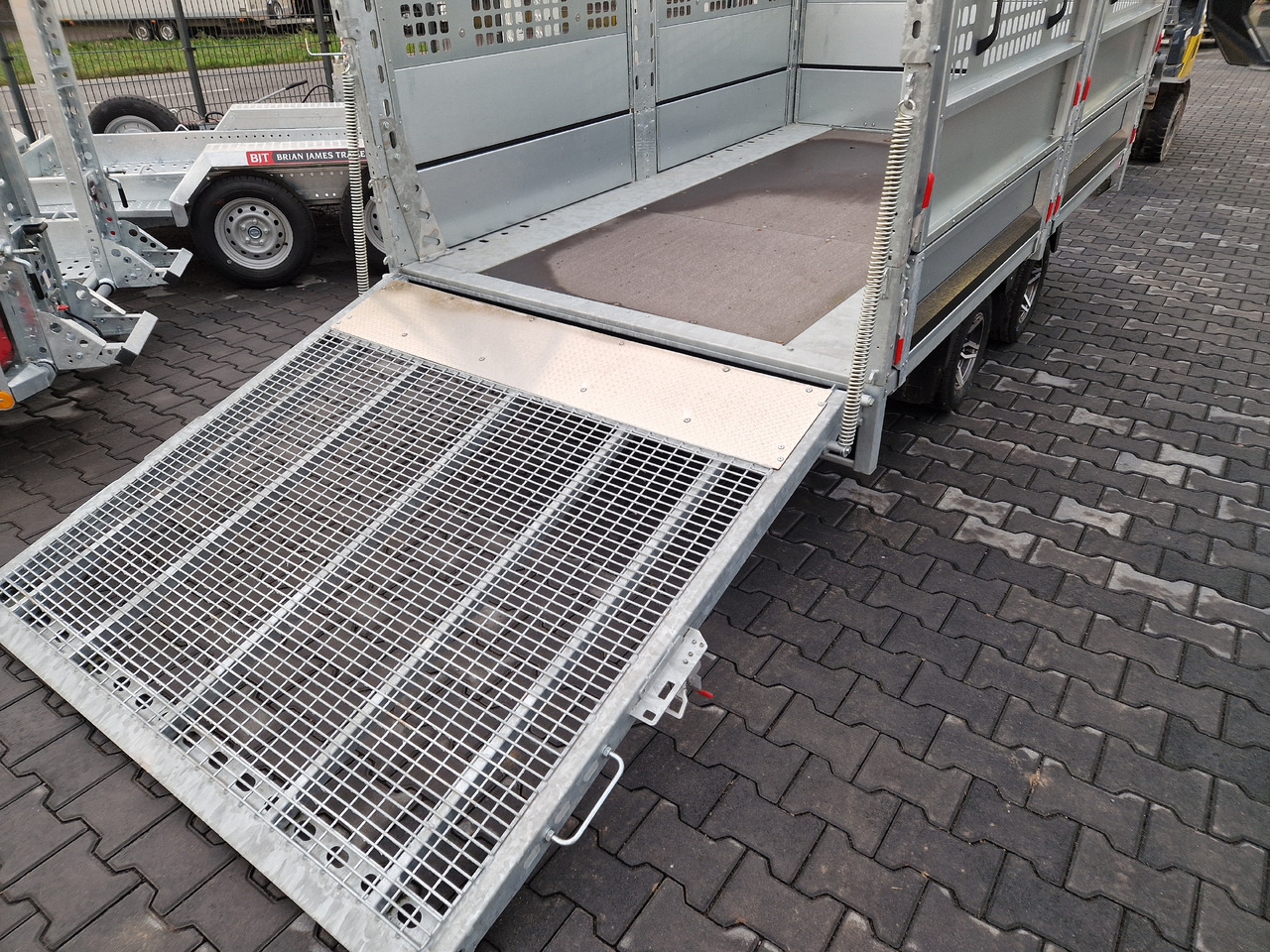 Brian James Trailer Connect 310x188cm black Premium Greenkeeper Alufelgen Tandem 10" 3000kg - Τρέιλερ πλατφόρμα/ Καρότσα: φωτογραφία 3 Brian James Trailer Connect 310x188cm black Premium Greenkeeper Alufelgen Tandem 10" 3000kg - Τρέιλερ πλατφόρμα/ Καρότσα: φωτογραφία 3