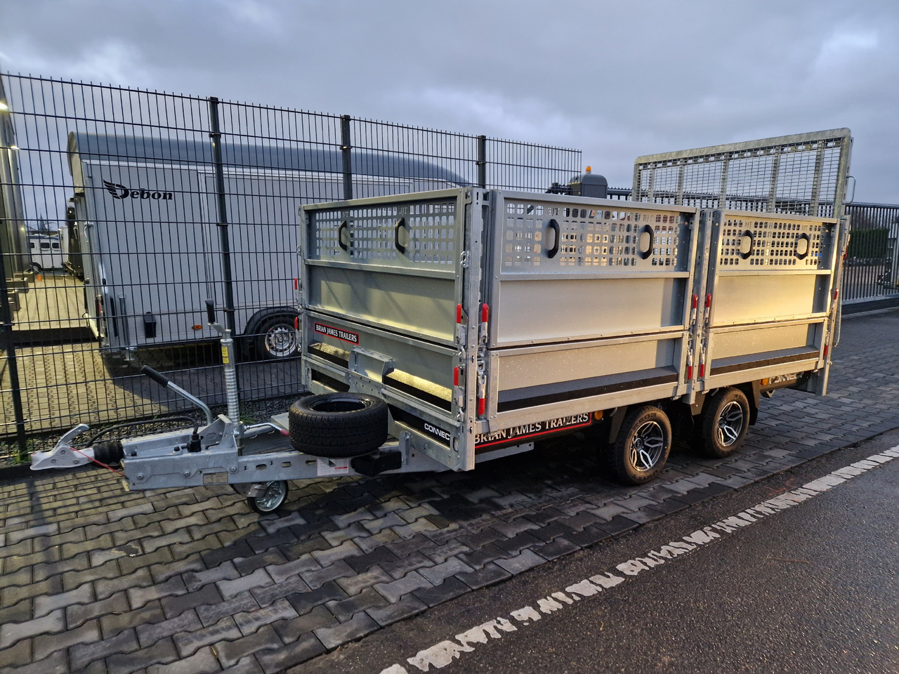 Brian James Trailer Connect 310x188cm black Premium Greenkeeper Alufelgen Tandem 10" 3000kg - Τρέιλερ πλατφόρμα/ Καρότσα: φωτογραφία 2 Brian James Trailer Connect 310x188cm black Premium Greenkeeper Alufelgen Tandem 10" 3000kg - Τρέιλερ πλατφόρμα/ Καρότσα: φωτογραφία 2