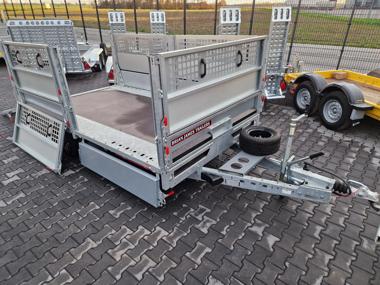 Brian James Trailer Connect 310x188cm black Premium Greenkeeper Alufelgen Tandem 10" 3000kg - Τρέιλερ πλατφόρμα/ Καρότσα: φωτογραφία 5 Brian James Trailer Connect 310x188cm black Premium Greenkeeper Alufelgen Tandem 10" 3000kg - Τρέιλερ πλατφόρμα/ Καρότσα: φωτογραφία 5
