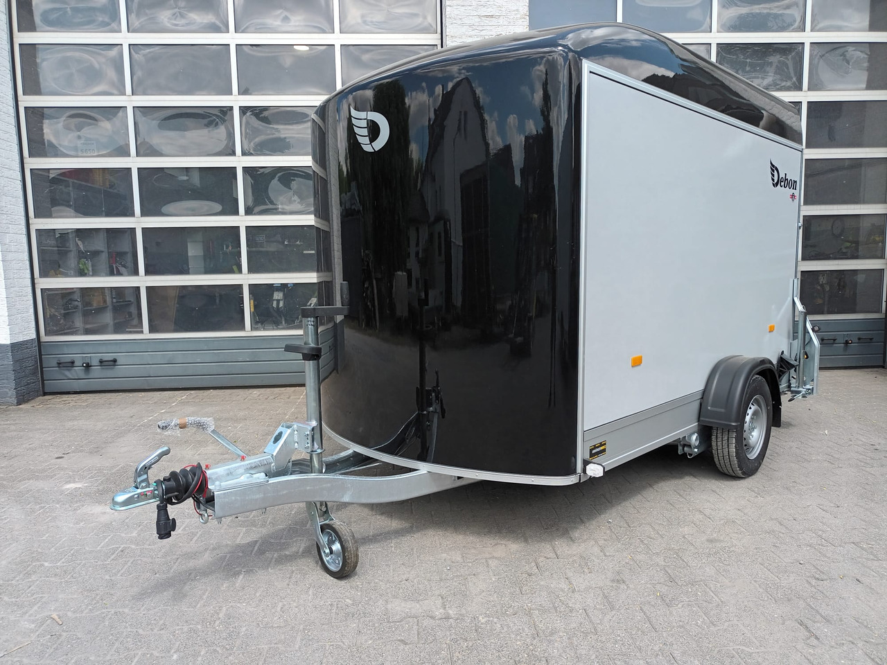 Cargo Roadster 400 312x164x184cm Sandwich Poly black Seitentür Pullman 1300kg 100km/H - Ρυμούλκα κόφα: φωτογραφία 5 Cargo Roadster 400 312x164x184cm Sandwich Poly black Seitentür Pullman 1300kg 100km/H - Ρυμούλκα κόφα: φωτογραφία 5