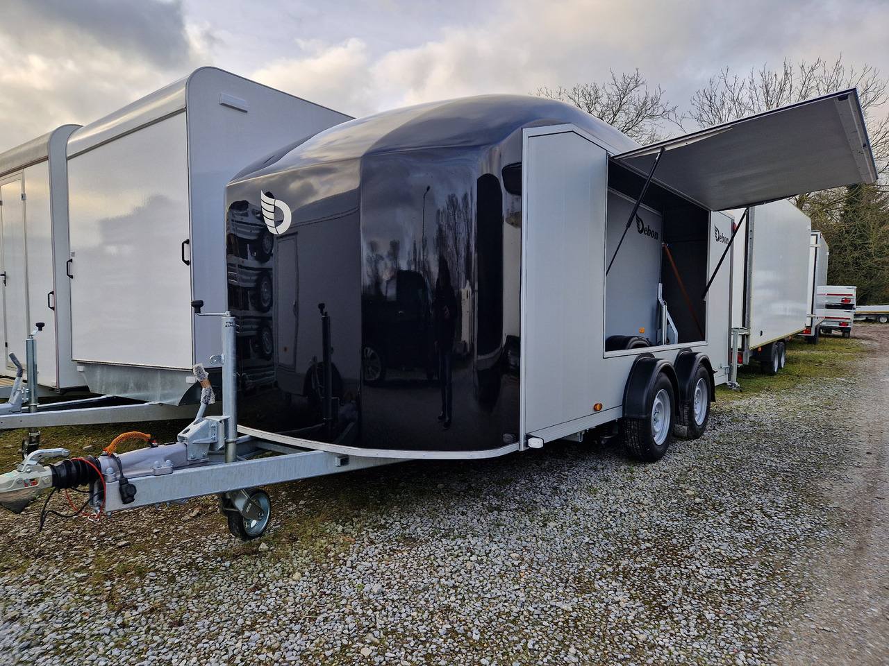 Cargo Roadster 900 500x200x206cm Alu Seitentür Seitenklappe links 3500kg Pullman - Ρυμουλκούμενη καντίνα: φωτογραφία 2 Cargo Roadster 900 500x200x206cm Alu Seitentür Seitenklappe links 3500kg Pullman - Ρυμουλκούμενη καντίνα: φωτογραφία 2