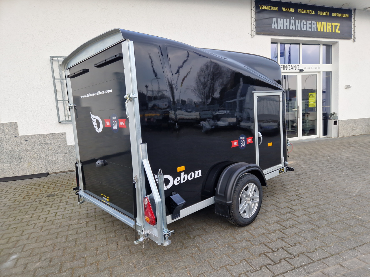 Ρυμούλκα κόφα Debon Cargo 1300 300x152x168cm black Seitentür Alufelgen darkl Pullman II 100km/H 1300kg Modell 25: φωτογραφία 18