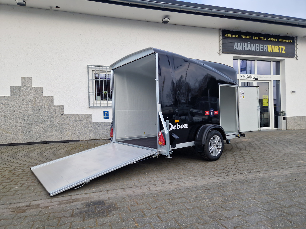 Ρυμούλκα κόφα Debon Cargo 1300 300x152x168cm black Seitentür Alufelgen darkl Pullman II 100km/H 1300kg Modell 25: φωτογραφία 12