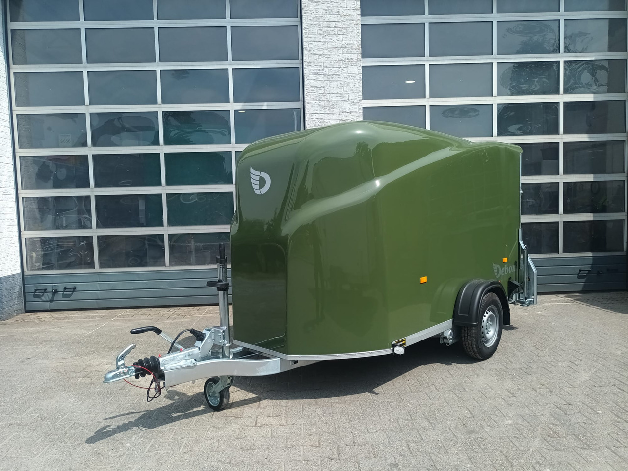 Debon Cargo 1300 300x152x168cm natur green Seitentür Pullman 1300kg 100km/H Juli Aktion 2025 - Ρυμούλκες αυτοκίνητο: φωτογραφία 4 Debon Cargo 1300 300x152x168cm natur green Seitentür Pullman 1300kg 100km/H Juli Aktion 2025 - Ρυμούλκες αυτοκίνητο: φωτογραφία 4