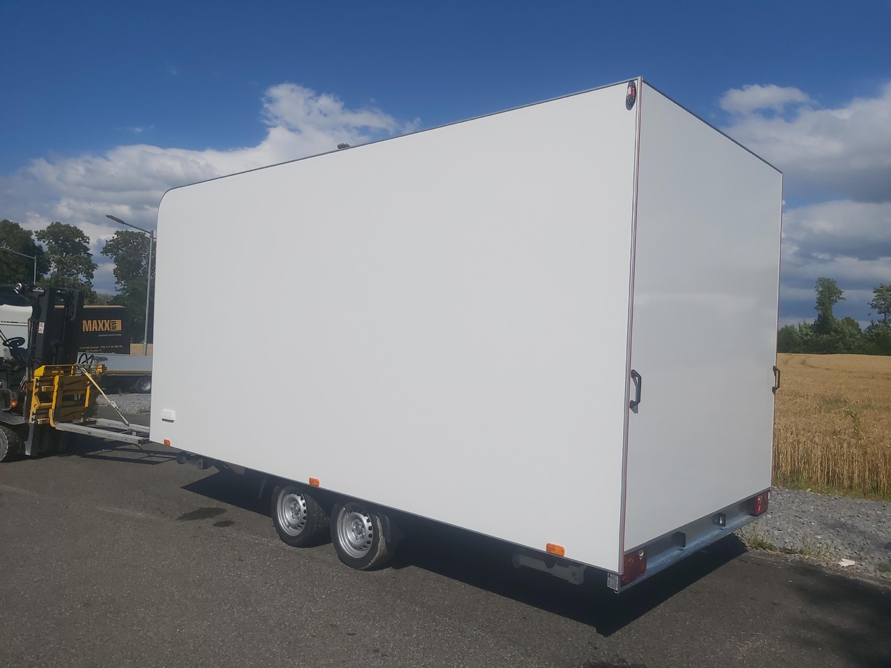 Event Trailer Koffer TWSP M 470T.01 470x220x217cm Seitenklappe IL 2700kg 100km/H - Ρυμουλκούμενη καντίνα: φωτογραφία 2 Event Trailer Koffer TWSP M 470T.01 470x220x217cm Seitenklappe IL 2700kg 100km/H - Ρυμουλκούμενη καντίνα: φωτογραφία 2