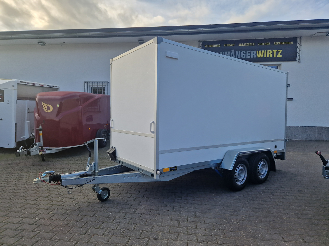 Kargo F2736HTD 358x146x180cm Zurrsystem (L) 2700kg 100km/H Modell 2025 - Ρυμούλκα κόφα: φωτογραφία 1 Kargo F2736HTD 358x146x180cm Zurrsystem (L) 2700kg 100km/H Modell 2025 - Ρυμούλκα κόφα: φωτογραφία 1