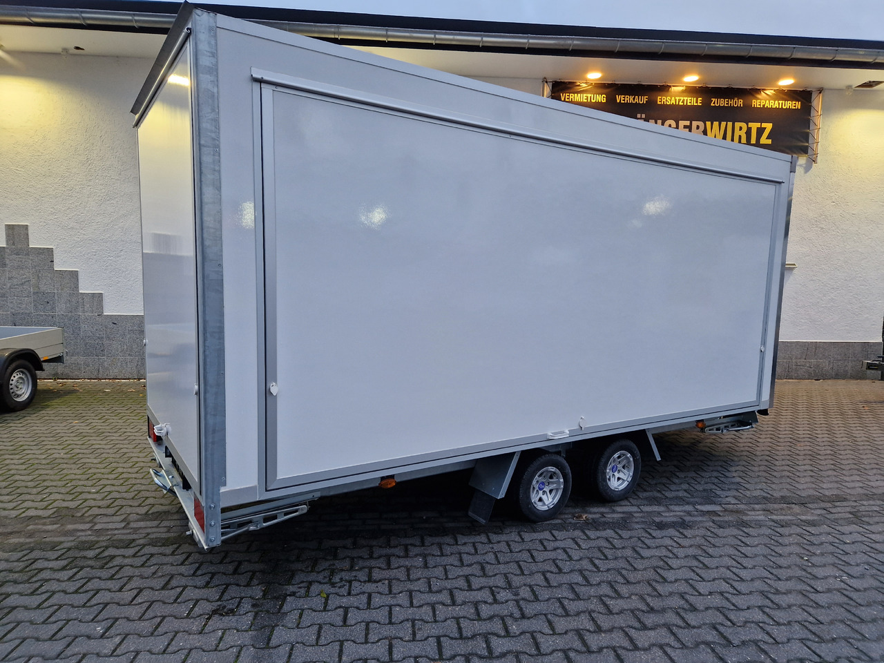 Ρυμουλκούμενη καντίνα Koffer Hochlader FC 275HTLAERO10AF Messe 500x200x195cm Alufelgen 230V IL (XXL) 2700kg 100km/H: φωτογραφία 15