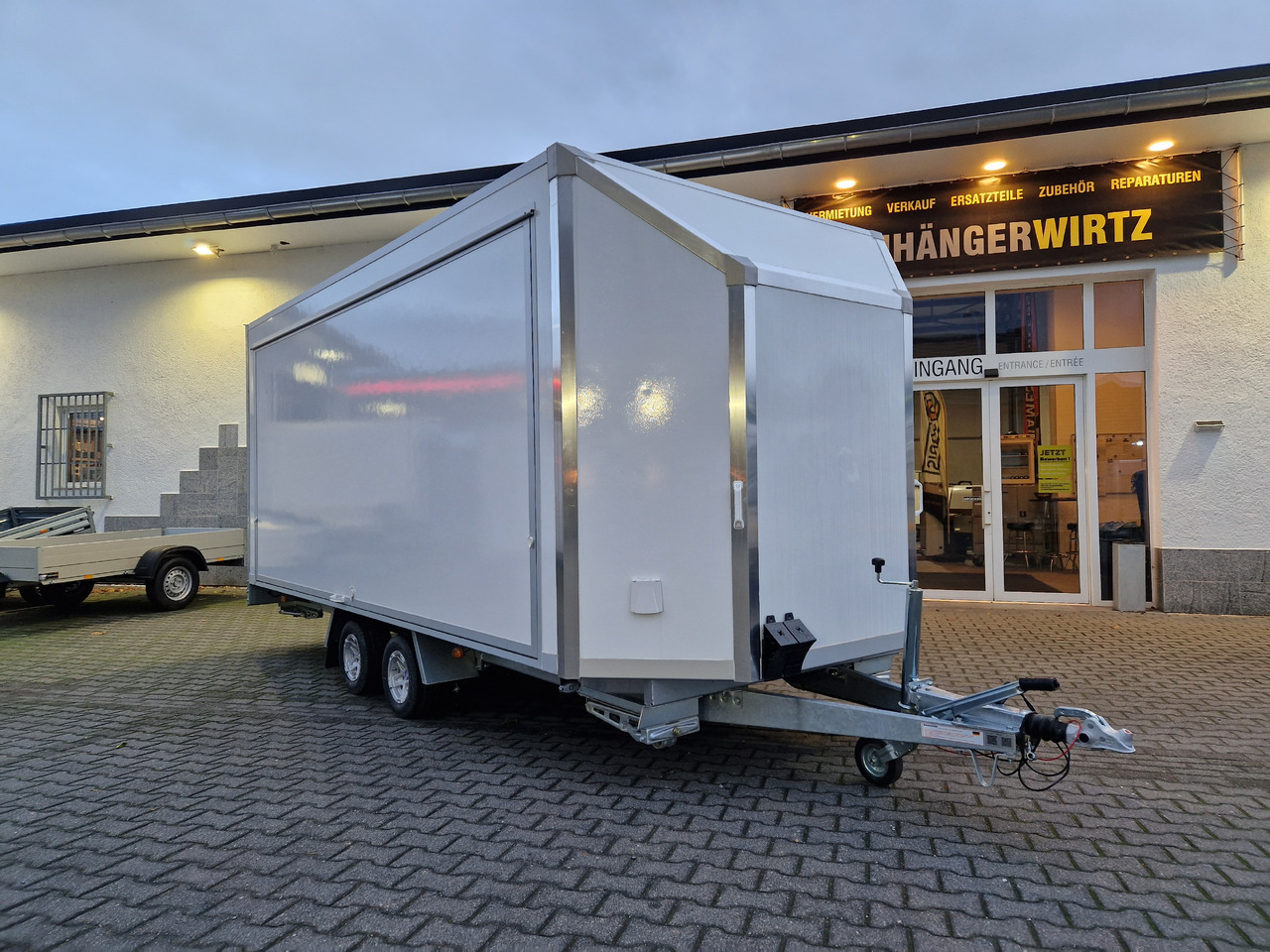 Ρυμουλκούμενη καντίνα Koffer Hochlader FC 275HTLAERO10AF Messe 500x200x195cm Alufelgen 230V IL (XXL) 2700kg 100km/H: φωτογραφία 18