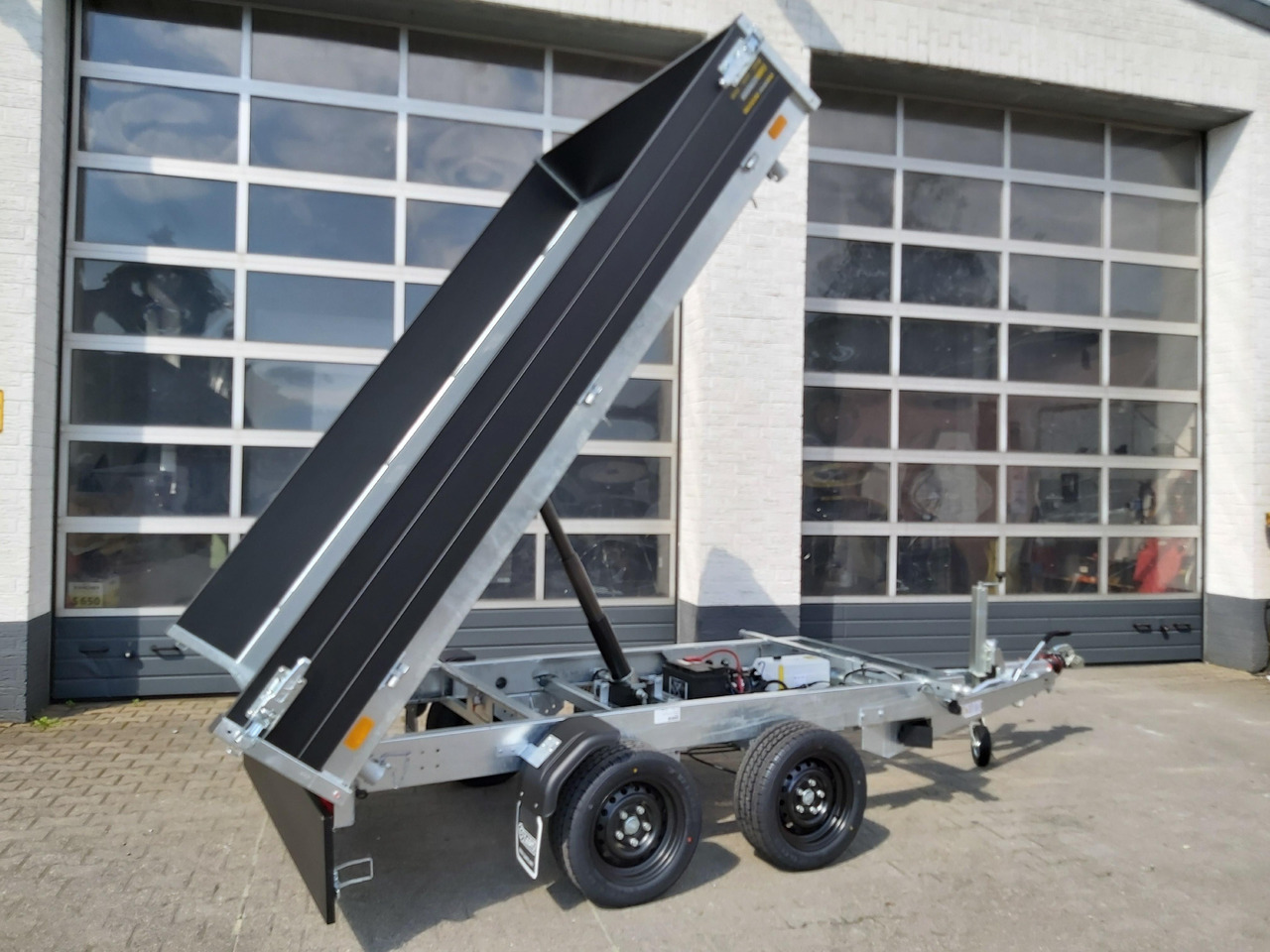 Ρυμούλκα ανατρεπόμενο Saris Kipper K3 276 170 2700 2 E 276x170x30cm black Edition Elektro 13" (S) 2700kg Januar Aktion: φωτογραφία 6