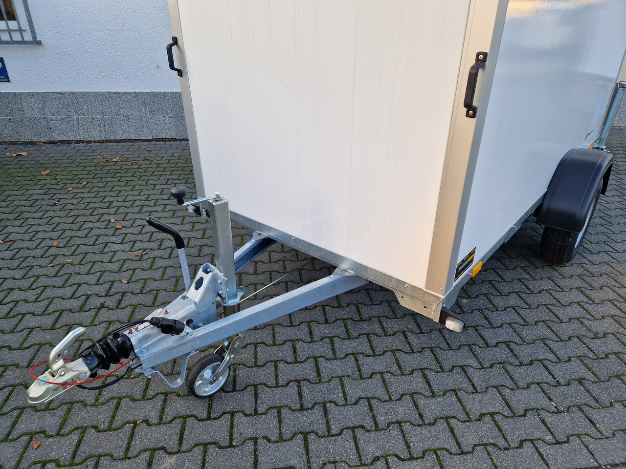 Saris Koffer GO 306 154 180 1500 1 306x154x180cm GFK weiß (M) 1500kg - Ρυμούλκα κόφα: φωτογραφία 2 Saris Koffer GO 306 154 180 1500 1 306x154x180cm GFK weiß (M) 1500kg - Ρυμούλκα κόφα: φωτογραφία 2