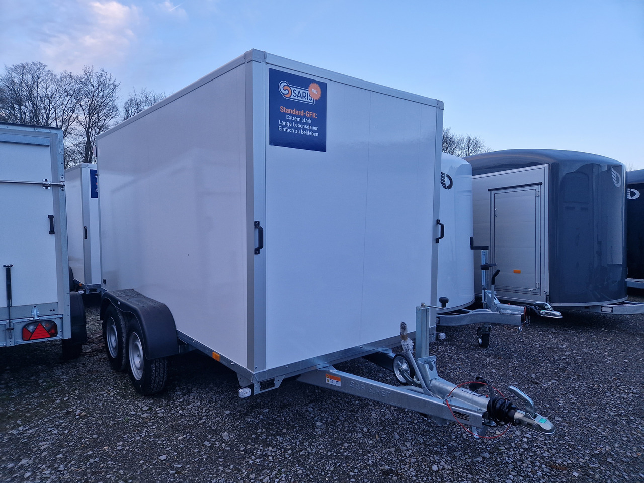 Saris Koffer GO 3506 169 180 2700 2 356x169x180cm weiss GFK (L) 2700kg Modell 2024 - Ρυμούλκα κόφα: φωτογραφία 1 Saris Koffer GO 3506 169 180 2700 2 356x169x180cm weiss GFK (L) 2700kg Modell 2024 - Ρυμούλκα κόφα: φωτογραφία 1