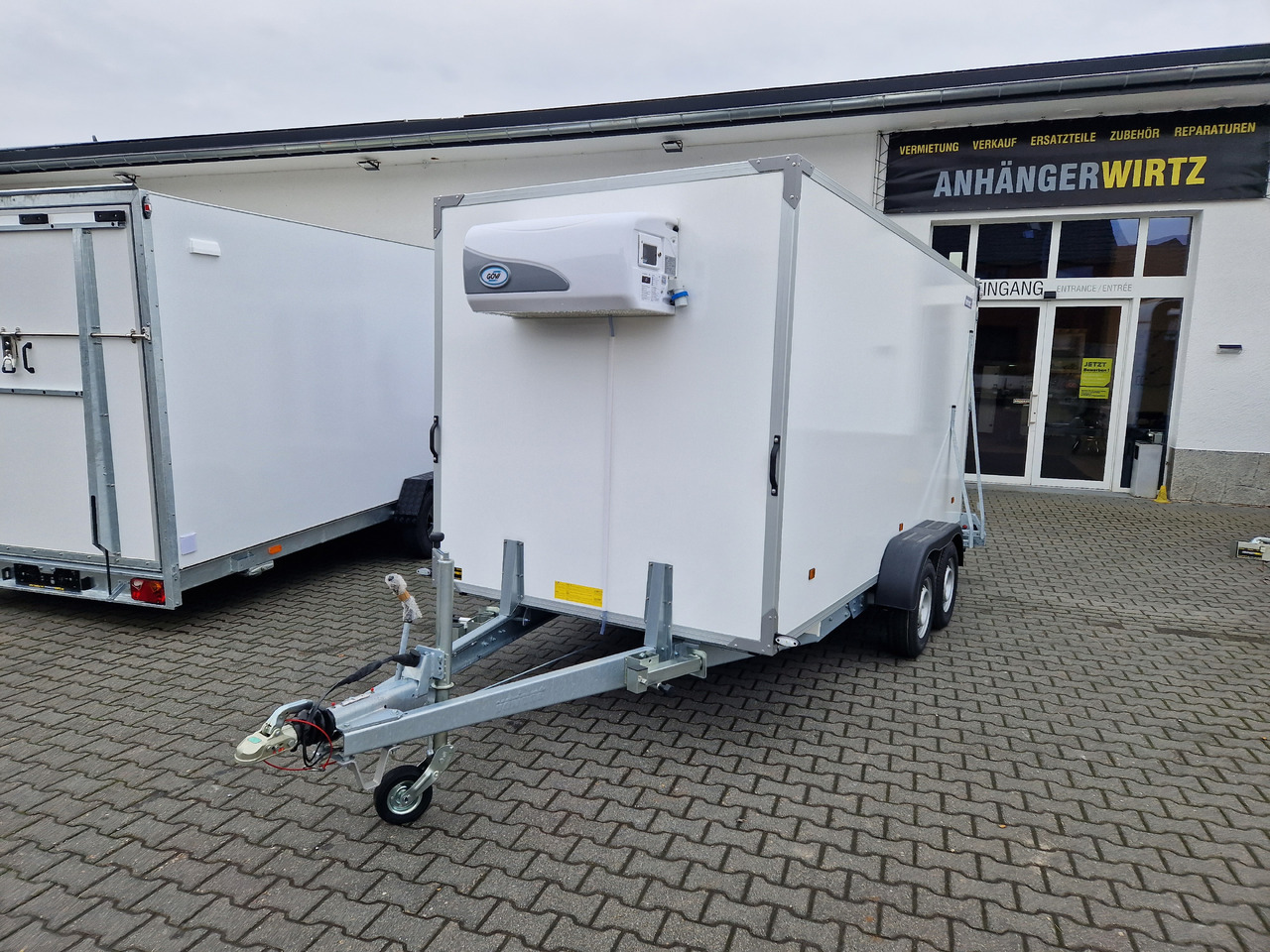 Tiefkühlanhänger 2719 F4 408x175x190cm GOVI Arktik 2000P Aluboden 2700kg - Ρυμούλκα ψυγείο: φωτογραφία 2 Tiefkühlanhänger 2719 F4 408x175x190cm GOVI Arktik 2000P Aluboden 2700kg - Ρυμούλκα ψυγείο: φωτογραφία 2