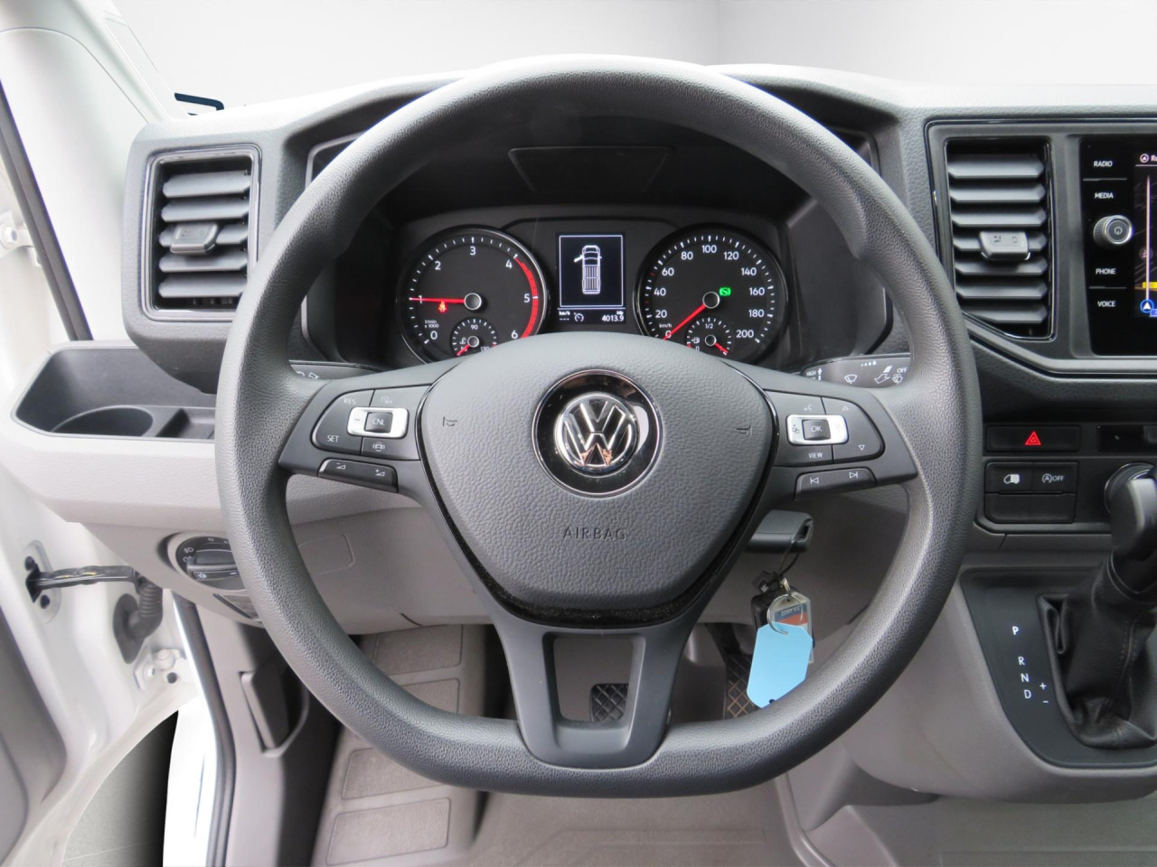 VOLKSWAGEN Crafter 35 L3H3 Kasten 4MOTION Navi ZV - Βαν: φωτογραφία 4 VOLKSWAGEN Crafter 35 L3H3 Kasten 4MOTION Navi ZV - Βαν: φωτογραφία 4