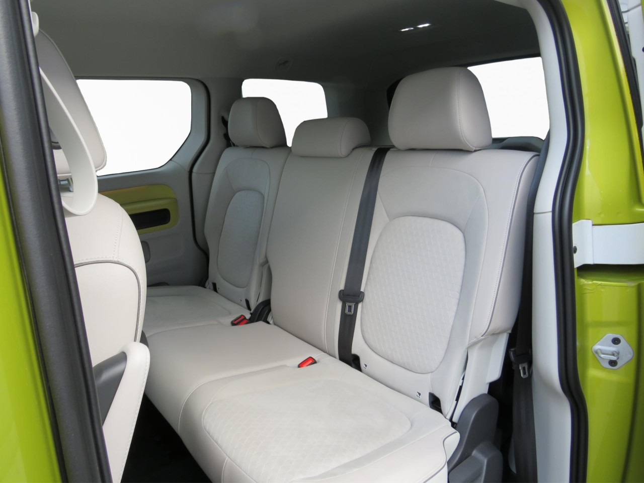VOLKSWAGEN ID.Buzz Pro Design 150 kW Klima AHK Navi ZV - Αυτοκίνητο: φωτογραφία 5 VOLKSWAGEN ID.Buzz Pro Design 150 kW Klima AHK Navi ZV - Αυτοκίνητο: φωτογραφία 5