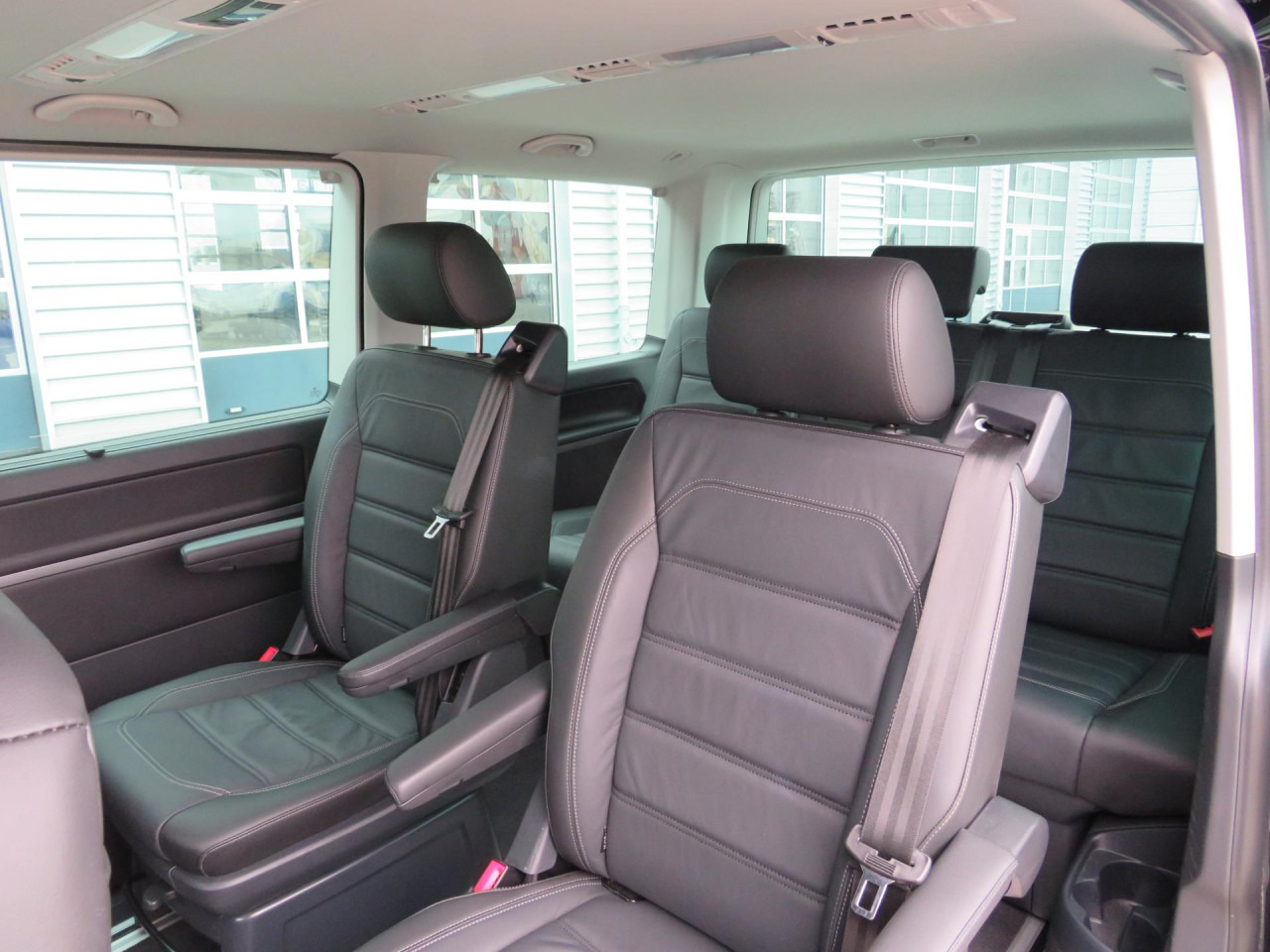 Αυτοκίνητο VOLKSWAGEN T6.1 Multivan Comfortline Edition Court Bluetooth: φωτογραφία 6 Αυτοκίνητο VOLKSWAGEN T6.1 Multivan Comfortline Edition Court Bluetooth: φωτογραφία 6