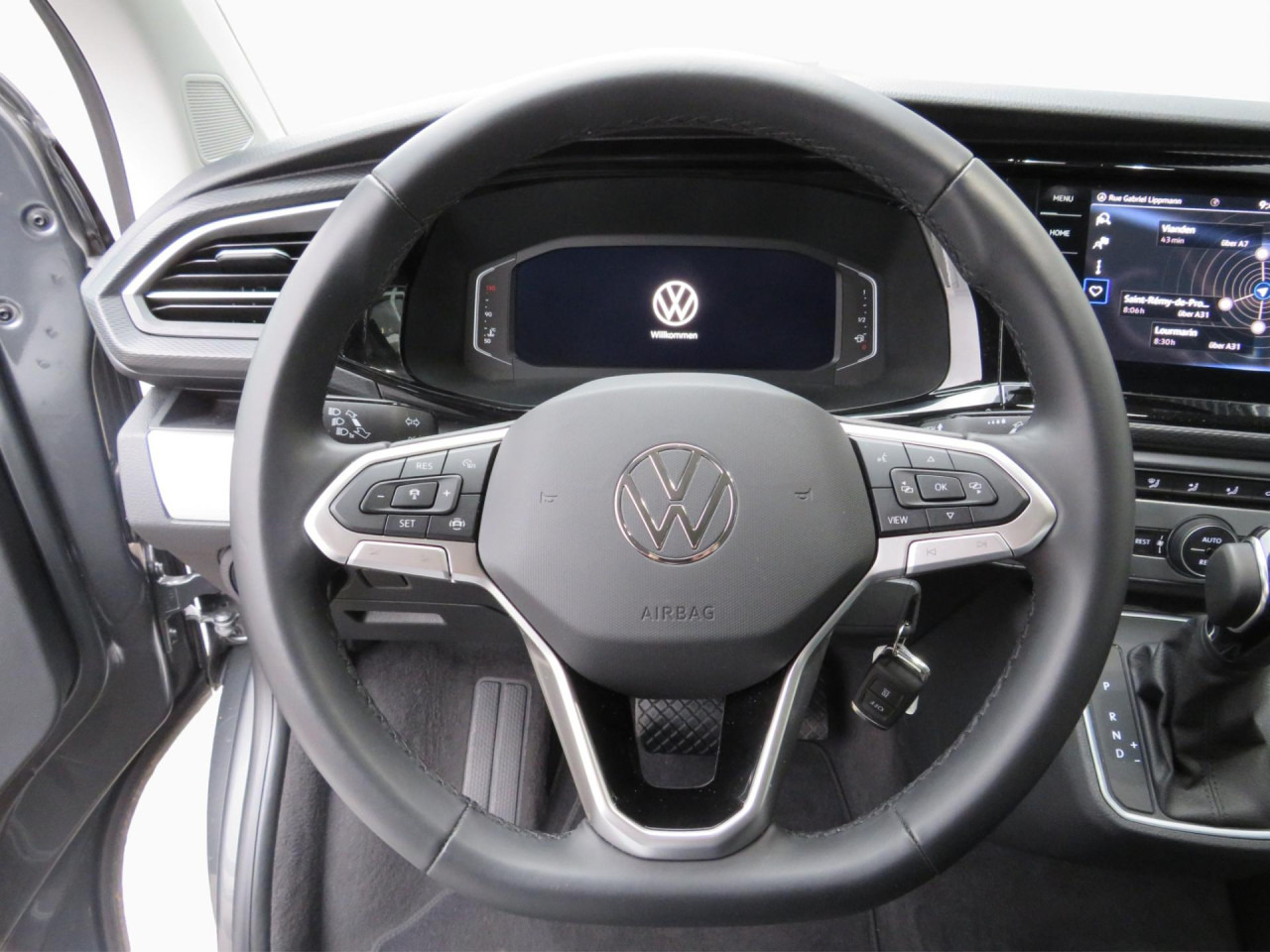 VOLKSWAGEN T6.1 Multivan Comfortline Edition Court Bluetooth - Αυτοκίνητο: φωτογραφία 3 VOLKSWAGEN T6.1 Multivan Comfortline Edition Court Bluetooth - Αυτοκίνητο: φωτογραφία 3