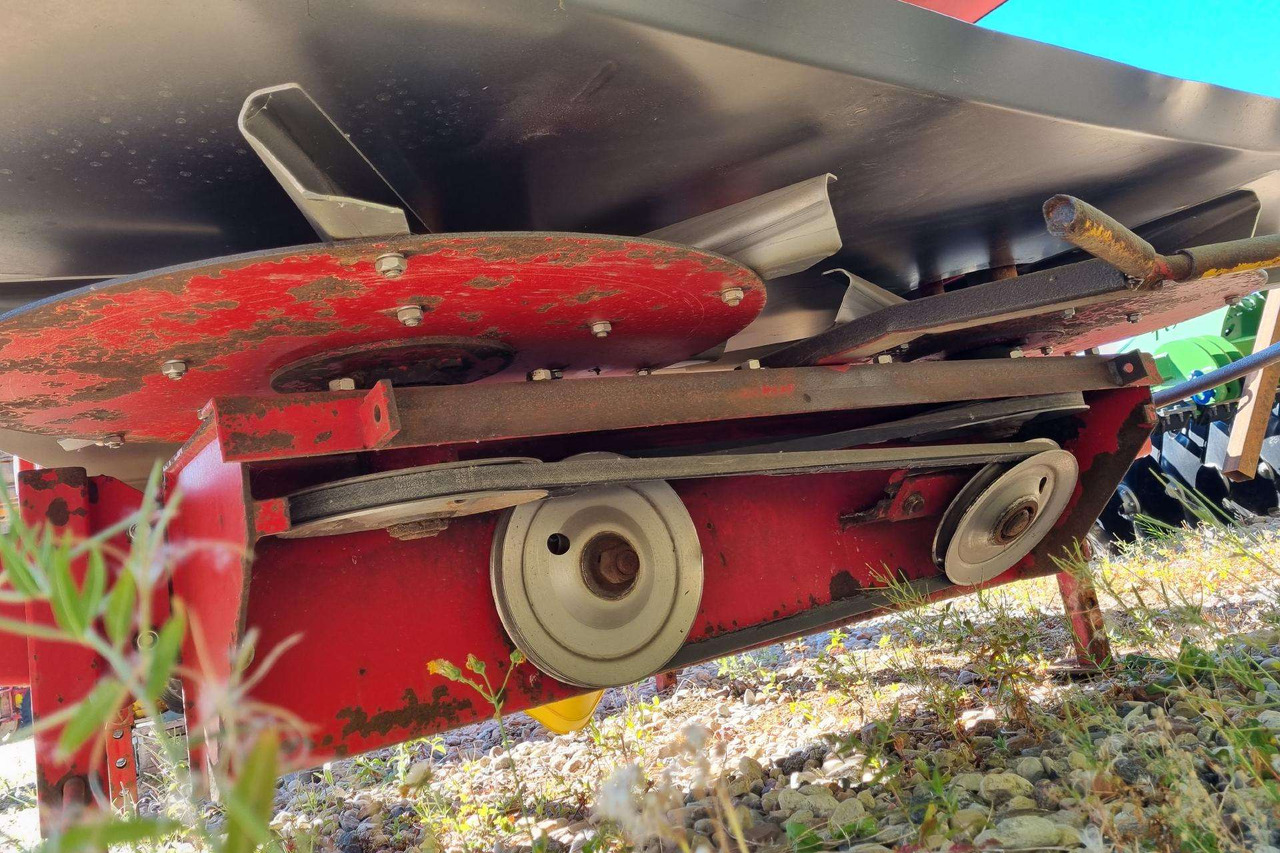 Λιπασματοδιανομέας Bredal B2XL: φωτογραφία 6 Λιπασματοδιανομέας Bredal B2XL: φωτογραφία 6