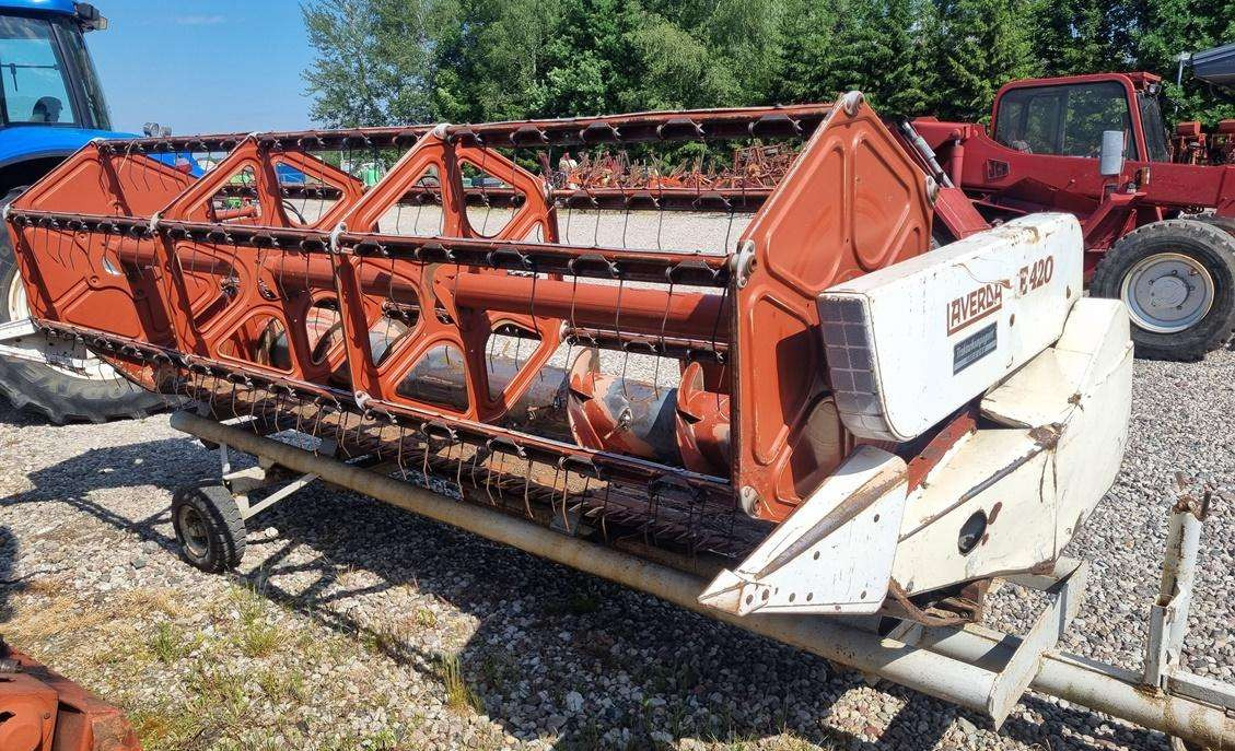 Θεριζοαλωνιστική μηχανή Laverda 3650: φωτογραφία 12