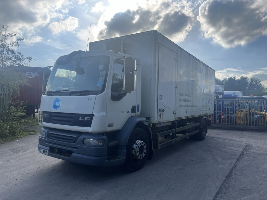 Daf 55LF 220 4x2 Box Van - Επαγγελματικό αυτοκίνητο κόφα: φωτογραφία 2 Daf 55LF 220 4x2 Box Van - Επαγγελματικό αυτοκίνητο κόφα: φωτογραφία 2