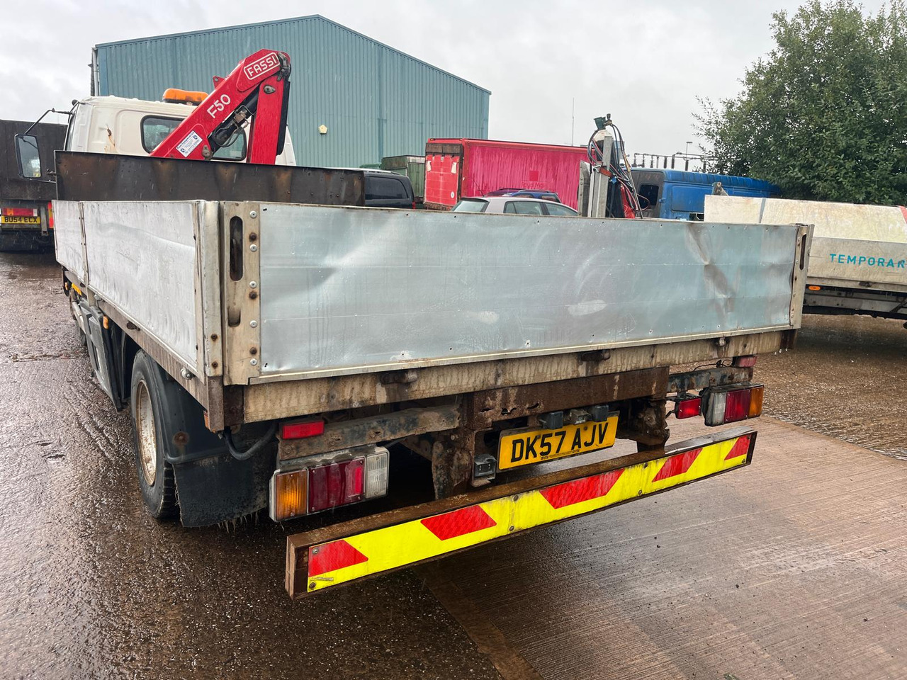 Isuzu NQR 70 - Φορτηγό με ανοιχτή καρότσα, Φορτηγό με γερανό: φωτογραφία 4 Isuzu NQR 70 - Φορτηγό με ανοιχτή καρότσα, Φορτηγό με γερανό: φωτογραφία 4