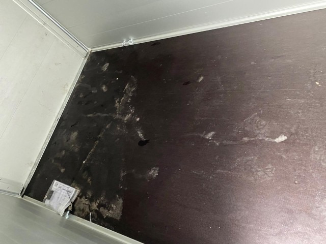 Cheval Liberte Debon C255 Alu + Türe 1300 kg, 100 km/h, 255x125x155cm - Ρυμούλκα κόφα: φωτογραφία 4 Cheval Liberte Debon C255 Alu + Türe 1300 kg, 100 km/h, 255x125x155cm - Ρυμούλκα κόφα: φωτογραφία 4