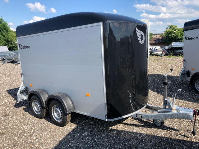 Cheval Liberte Debon Roadster 500 Alu 2600 kg, 100 km/h, 320x167x200cm - Ρυμούλκα κόφα: φωτογραφία 1 Cheval Liberte Debon Roadster 500 Alu 2600 kg, 100 km/h, 320x167x200cm - Ρυμούλκα κόφα: φωτογραφία 1