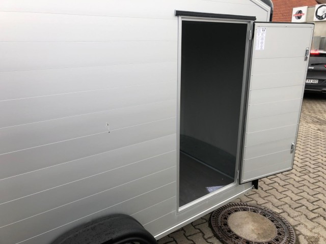 Cheval Liberte Debon Roadster 700 Alu + Türe 2600 kg, 100 km/h, 375x180x202cm - Ρυμούλκα κόφα: φωτογραφία 5 Cheval Liberte Debon Roadster 700 Alu + Türe 2600 kg, 100 km/h, 375x180x202cm - Ρυμούλκα κόφα: φωτογραφία 5