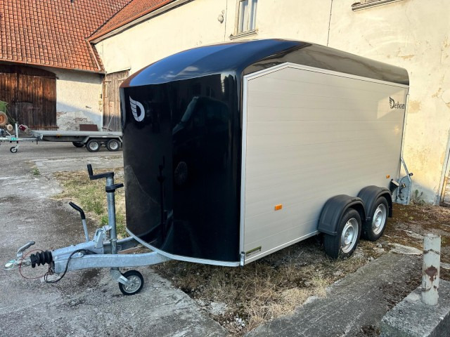 Cheval Liberte Debon Roadster 700 Alu + Türe 2600 kg, 100 km/h, 375x180x202cm - Ρυμούλκα κόφα: φωτογραφία 1 Cheval Liberte Debon Roadster 700 Alu + Türe 2600 kg, 100 km/h, 375x180x202cm - Ρυμούλκα κόφα: φωτογραφία 1