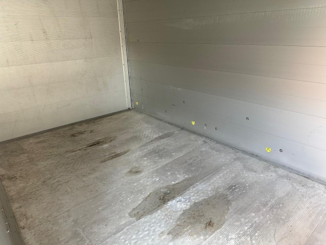 Cheval Liberte Debon Roadster 700 Alu + Türe 2600 kg, 100 km/h, 375x180x202cm - Ρυμούλκα κόφα: φωτογραφία 5 Cheval Liberte Debon Roadster 700 Alu + Türe 2600 kg, 100 km/h, 375x180x202cm - Ρυμούλκα κόφα: φωτογραφία 5