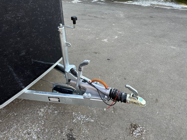 Cheval Liberte Debon Roadster 800 Alu + Türe 3500 kg, 100 km/h, 435x202x202cm - Ρυμούλκα κόφα: φωτογραφία 2 Cheval Liberte Debon Roadster 800 Alu + Türe 3500 kg, 100 km/h, 435x202x202cm - Ρυμούλκα κόφα: φωτογραφία 2