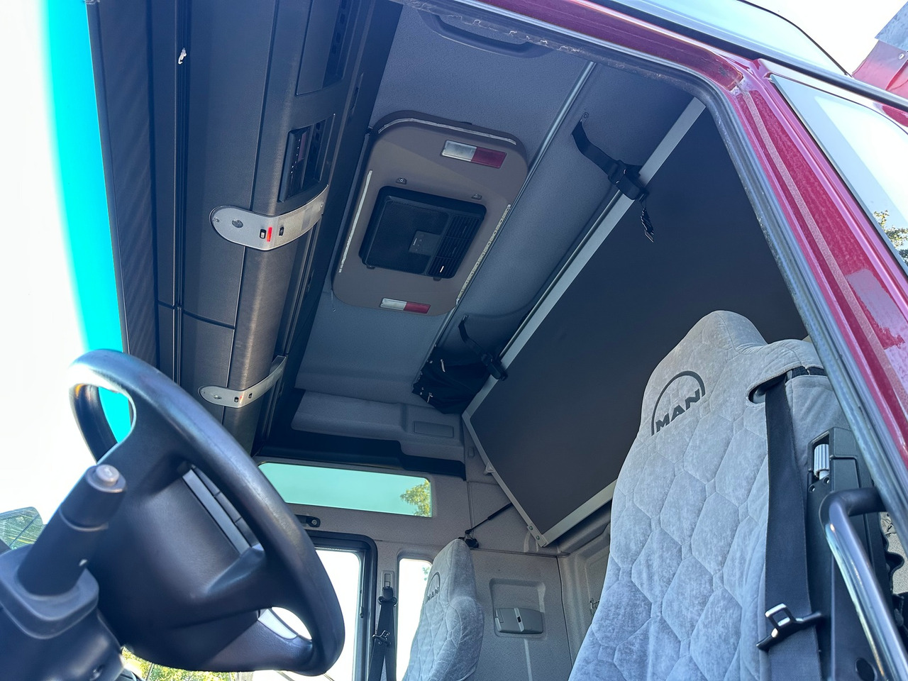 MAN TGX 26.480 6x2 Hebebühne - Φορτηγό μουσαμάς: φωτογραφία 2 MAN TGX 26.480 6x2 Hebebühne - Φορτηγό μουσαμάς: φωτογραφία 2