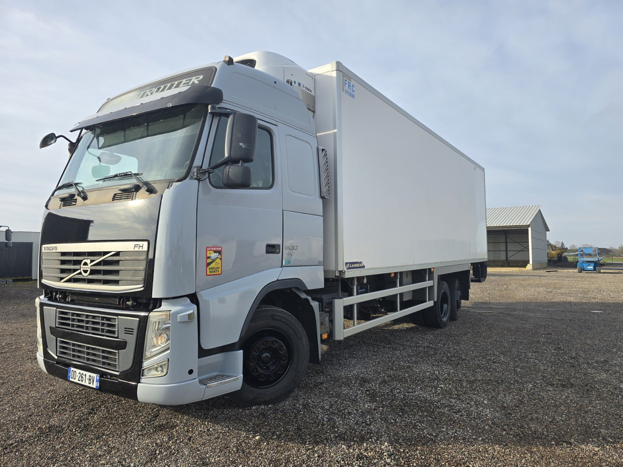 VOLVO FH500 - EEV - 6x2 - Steering Axle - Frigo - Meat Rail - Φορτηγό ψυγείο: φωτογραφία 2 VOLVO FH500 - EEV - 6x2 - Steering Axle - Frigo - Meat Rail - Φορτηγό ψυγείο: φωτογραφία 2