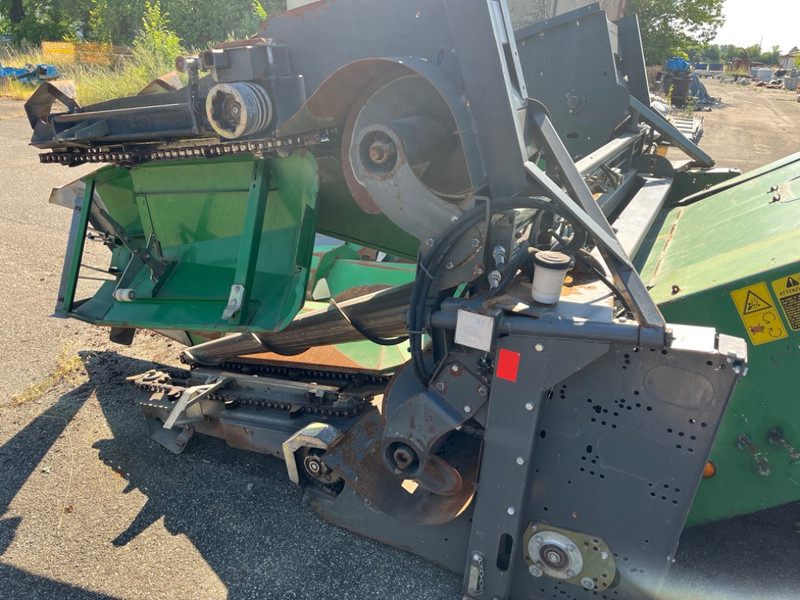 Θεριζοαλωνιστική μηχανή John Deere 2058: φωτογραφία 12