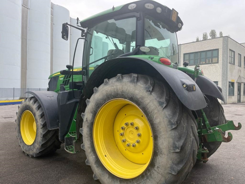 John Deere 6210 R AutoPower - Τρακτέρ: φωτογραφία 4 John Deere 6210 R AutoPower - Τρακτέρ: φωτογραφία 4