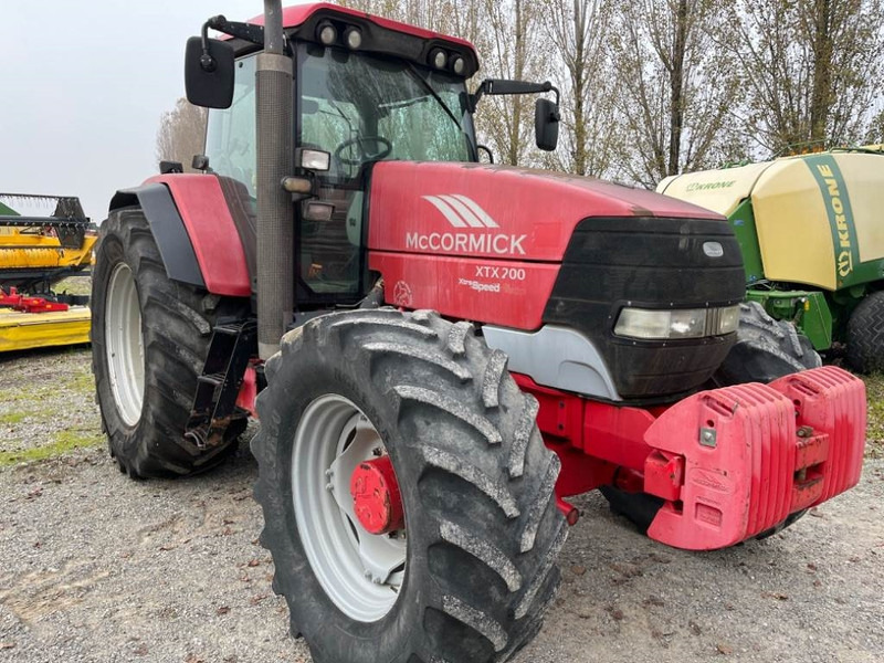 MCCORMICK XTX 200 - Τρακτέρ: φωτογραφία 1 MCCORMICK XTX 200 - Τρακτέρ: φωτογραφία 1
