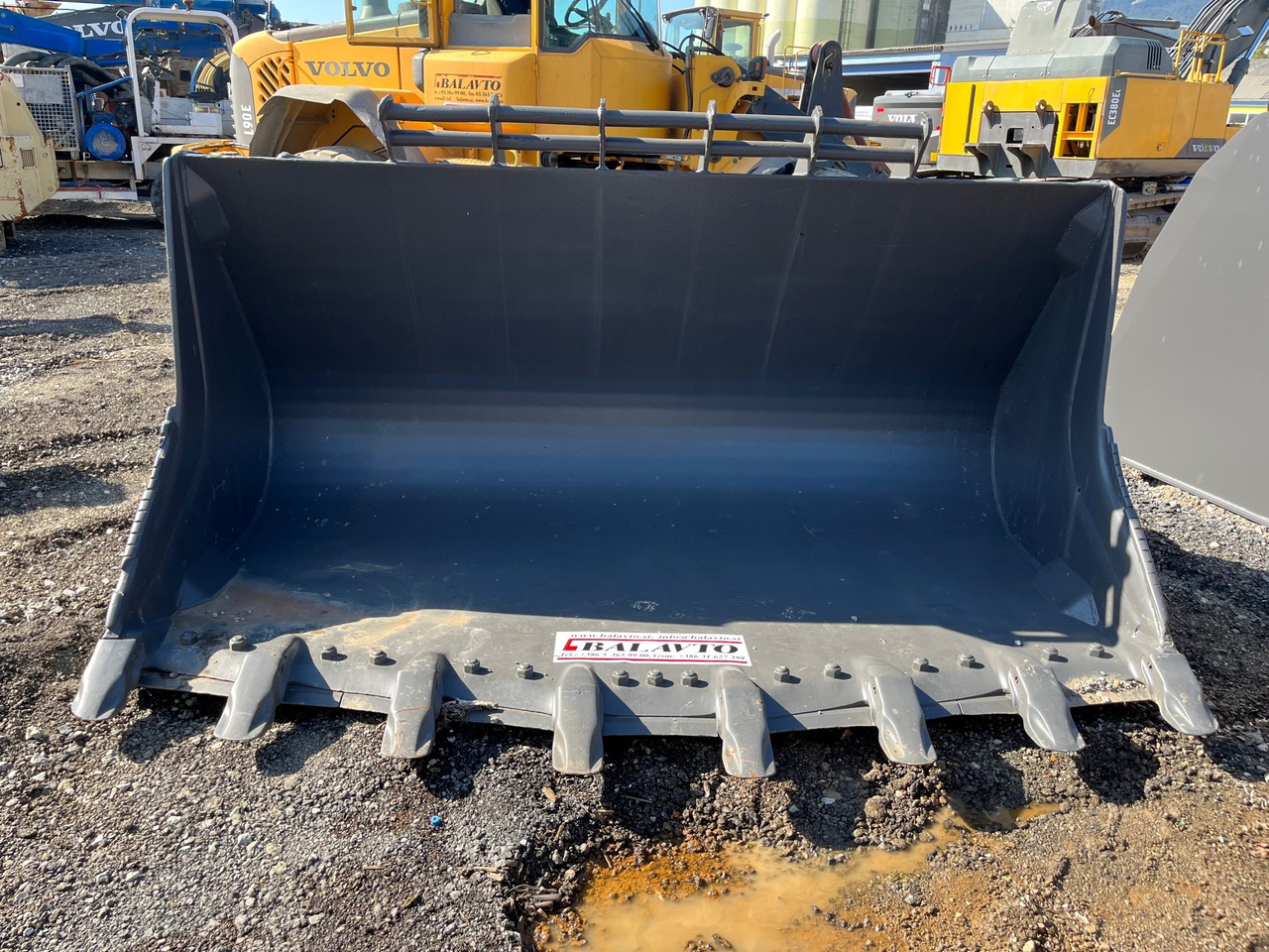 BALAVTO Loader bucket 3350 mm - Κουβάς για φορτωτή: φωτογραφία 1 BALAVTO Loader bucket 3350 mm - Κουβάς για φορτωτή: φωτογραφία 1