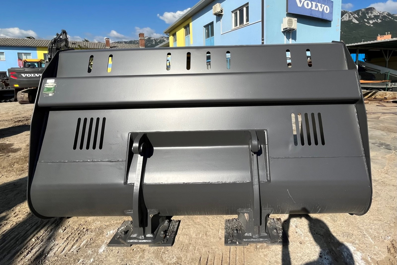 Balavto Loader bucket 3000 mm - Κουβάς για φορτωτή: φωτογραφία 4 Balavto Loader bucket 3000 mm - Κουβάς για φορτωτή: φωτογραφία 4