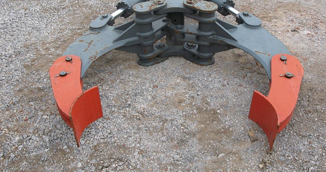 Balavto Pipe grab for excavator - Αρπάγη: φωτογραφία 1 Balavto Pipe grab for excavator - Αρπάγη: φωτογραφία 1